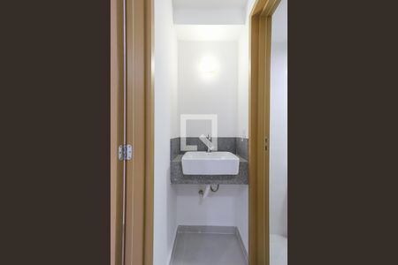 Banheiro de apartamento para alugar com 1 quarto, 30m² em Vila Mariana, São Paulo