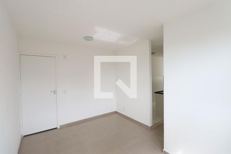 Sala de apartamento para alugar com 2 quartos, 50m² em Nova Cidade, São Gonçalo