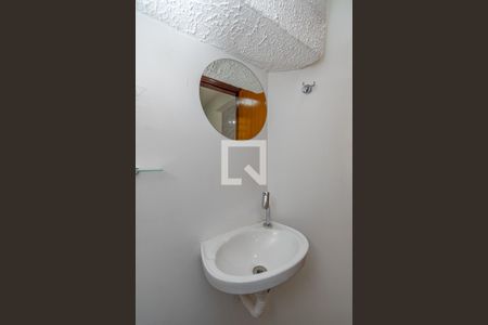 Lavabo de casa de condomínio para alugar com 2 quartos, 60m² em Residencial Burato, Campinas