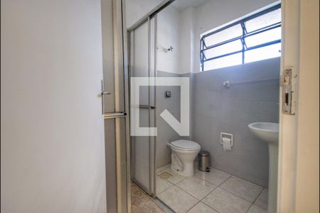 Banheiro de apartamento para alugar com 1 quarto, 55m² em Aclimação, São Paulo