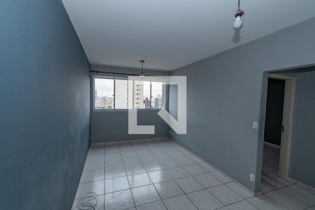 Sala de Estar de apartamento para alugar com 1 quarto, 56m² em Bosque, Campinas