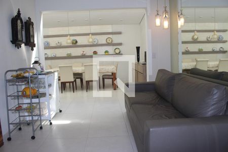 Sala de casa de condomínio para alugar com 5 quartos, 290m² em Brooklin Paulista, São Paulo