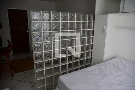 Quarto de kitnet/studio para alugar com 1 quarto, 28m² em Santa Cecília, São Paulo