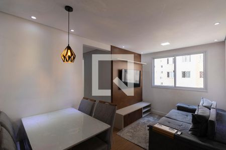 Sala  de apartamento para alugar com 2 quartos, 41m² em Itaquera, São Paulo