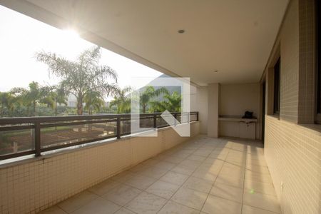 Varanda de apartamento para alugar com 3 quartos, 118m² em Barra da Tijuca, Rio de Janeiro