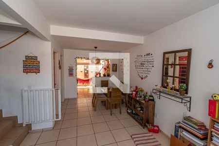 Sala de Estar/Jantar  de casa de condomínio para alugar com 3 quartos, 127m² em Fazenda Santa Cândida, Campinas