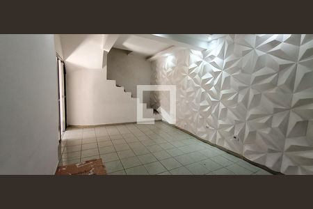 Sala de casa para alugar com 3 quartos, 78m² em Tanquinho, Ferraz de Vasconcelos