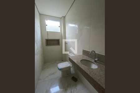 Banheiro da Suíte de casa à venda com 2 quartos, 116m² em Jardim Central, Betim