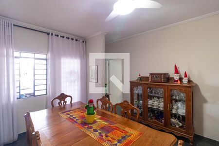 Sala da Casa 01 de casa para alugar com 4 quartos, 200m² em Ponte Preta, Campinas