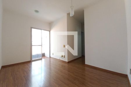 Sala de apartamento para alugar com 3 quartos, 70m² em Jardim dos Oliveiras, Campinas