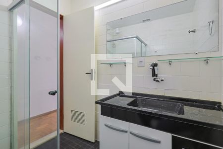 Banheiro de kitnet/studio à venda com 1 quarto, 30m² em Santo Agostinho, Belo Horizonte