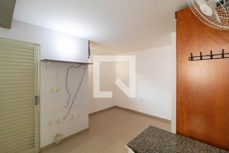 Quarto de kitnet/studio para alugar com 1 quarto, 30m² em Cidade Universitária, Campinas