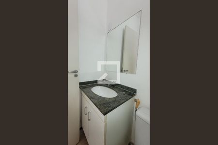 Banheiro de kitnet/studio para alugar com 1 quarto, 15m² em Cidade Universitária, Campinas