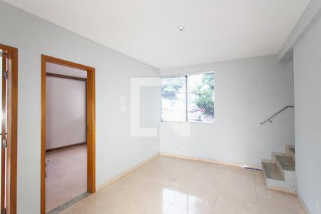 Sala 1 de casa para alugar com 2 quartos, 120m² em São João Batista, Belo Horizonte