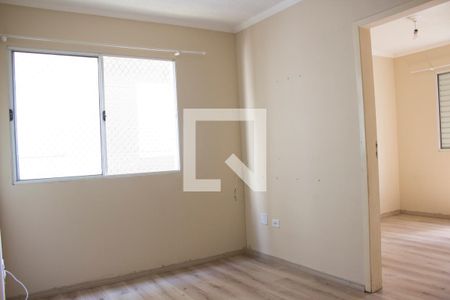 Sala de apartamento para alugar com 3 quartos, 54m² em Parque Maraba, Taboão da Serra