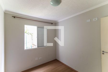 Quarto 1 de apartamento para alugar com 3 quartos, 63m² em Parque Marabá, Taboão da Serra