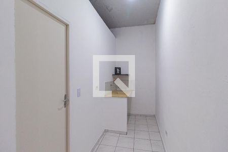 Cozinha e área de serviço de casa para alugar com 1 quarto, 30m² em Vila Silva Ribeiro, Carapicuíba