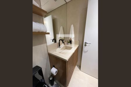 Banheiro da Suíte de apartamento para alugar com 1 quarto, 36m² em Butantã, São Paulo