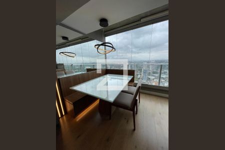 Mesa de jantar de apartamento para alugar com 1 quarto, 36m² em Butantã, São Paulo