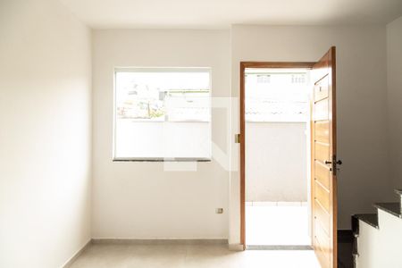 Sala de casa de condomínio à venda com 2 quartos, 60m² em Parque Boturussu, São Paulo