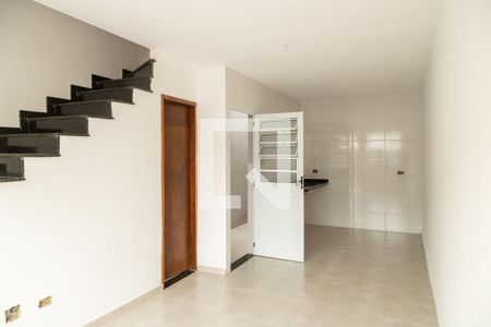 Sala de casa de condomínio à venda com 2 quartos, 60m² em Parque Boturussu, São Paulo