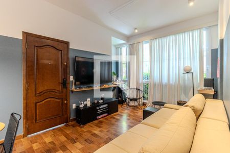 Sala de apartamento para alugar com 3 quartos, 123m² em Higienópolis, São Paulo