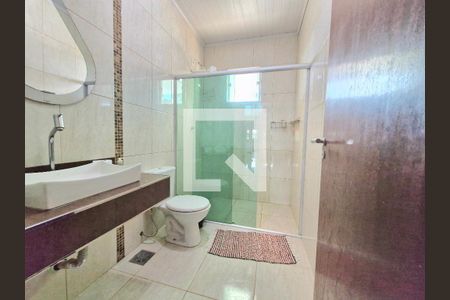 Banheiro de casa à venda com 7 quartos, 950m² em Várzea, Lagoa Santa