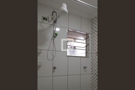 Banheiro de kitnet/studio para alugar com 1 quarto, 40m² em Parque Continental Ii, Guarulhos
