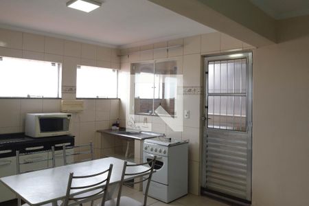 Cozinha de kitnet/studio para alugar com 1 quarto, 40m² em Parque Continental Ii, Guarulhos