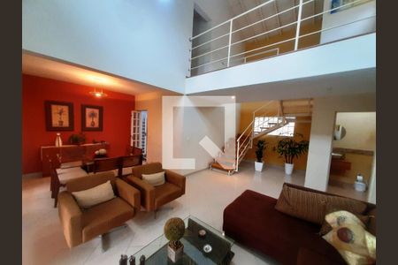 Sala de Estar de casa para alugar com 3 quartos, 265m² em Jardim Chapadão, Campinas