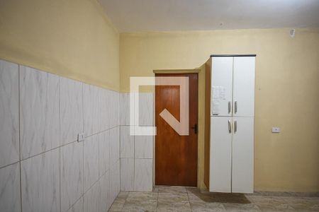 Sala de casa para alugar com 1 quarto, 43m² em Parque Marabá, Taboão da Serra