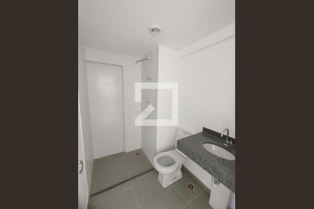 Banheiro de kitnet/studio à venda com 1 quarto, 34m² em Perdizes, São Paulo