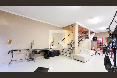 Sala Inferior de casa para alugar com 5 quartos, 411m² em Jardim Chapadão, Campinas