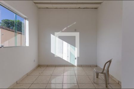 Quarto 1 de casa para alugar com 3 quartos, 90m² em Jaqueline, Belo Horizonte