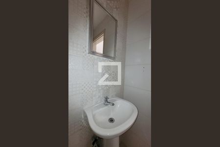 Banheiro de apartamento para alugar com 1 quarto, 38m² em Cambuí, Campinas