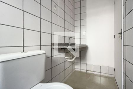 Banheiro de kitnet/studio para alugar com 1 quarto, 30m² em Centro, Vinhedo