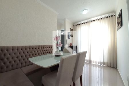 Sala de apartamento para alugar com 3 quartos, 54m² em Vila Marieta, Campinas