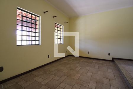 Sala de estar de casa para alugar com 3 quartos, 200m² em Jardim Santa Genebra, Campinas