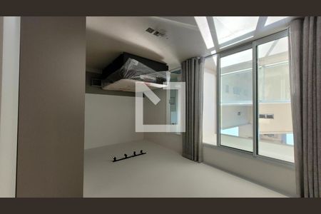 Sala/Quarto de apartamento para alugar com 1 quarto, 41m² em Vila Itapura, Campinas