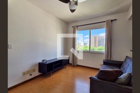 Sala de apartamento para alugar com 1 quarto, 60m² em Passo da Areia, Porto Alegre