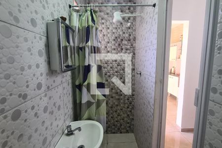 Banheiro de casa para alugar com 1 quarto, 72m² em Saracuruna, Duque de Caxias
