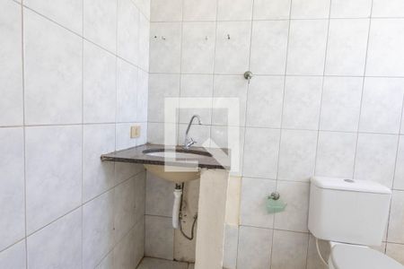 Banheiro 1 de casa para alugar com 2 quartos, 80m² em Vila Castelo Branco, Indaiatuba