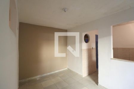 Sala de casa para alugar com 2 quartos, 42m² em Rocha, São Gonçalo