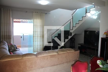 Sala de casa para alugar com 4 quartos, 330m² em Diamante, Belo Horizonte