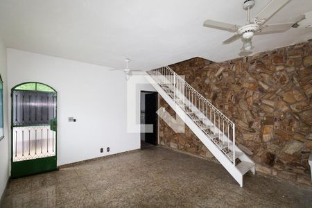 Sala de casa para alugar com 3 quartos, 220m² em Campo Grande, Rio de Janeiro