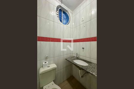 Banheiro do Quarto 1 de casa para alugar com 1 quarto, 30m² em Santana, São Paulo