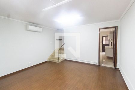 Sala de casa para alugar com 2 quartos, 113m² em Santana, São Paulo