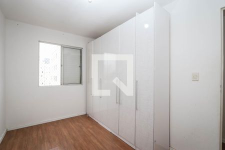 Quarto 1 de apartamento para alugar com 2 quartos, 51m² em Jardim Maria Duarte, São Paulo