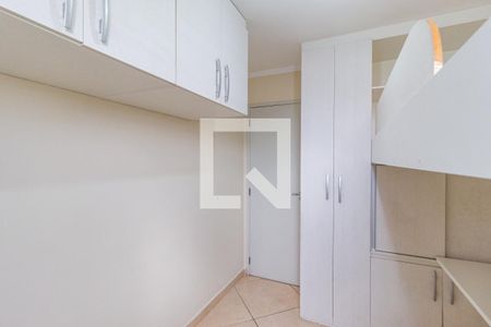 Quarto 1 de apartamento para alugar com 2 quartos, 50m² em Vila Terezinha, Carapicuíba