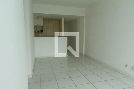 Sala de apartamento para alugar com 2 quartos, 58m² em Taquara, Rio de Janeiro